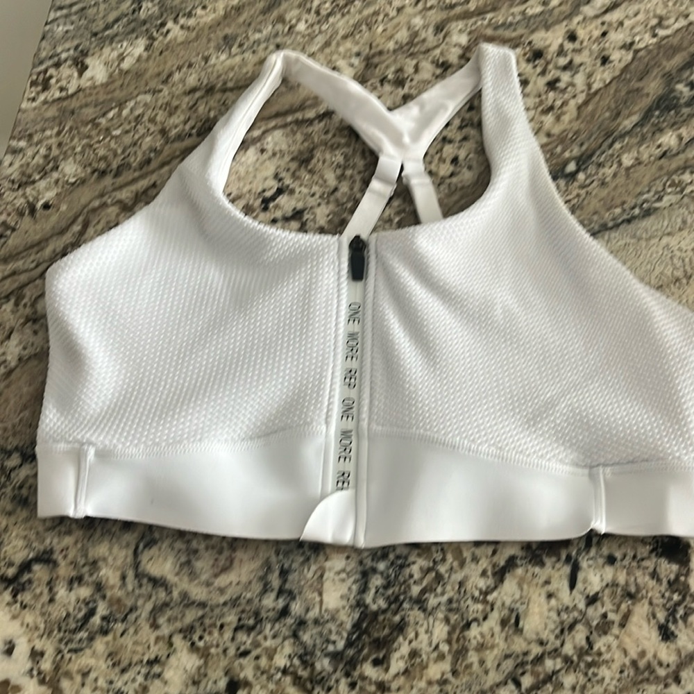 zyia bra.  XL